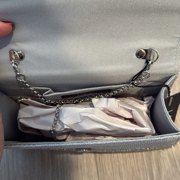 BNwT Lulus Glittering Direction Silver Rhinestone Handbag Clutch Bridal - Picture 4 of 8